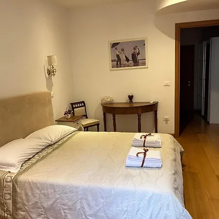 住宿加早餐酒店 艾普拉蒂罗马套房住宿加早餐旅馆