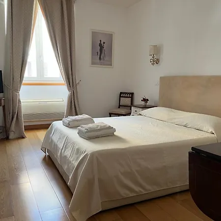 艾普拉蒂罗马套房住宿加早餐旅馆 4* 罗马