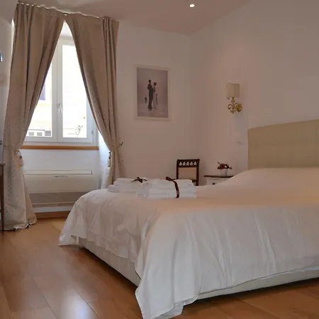 艾普拉蒂罗马套房住宿加早餐旅馆 4*