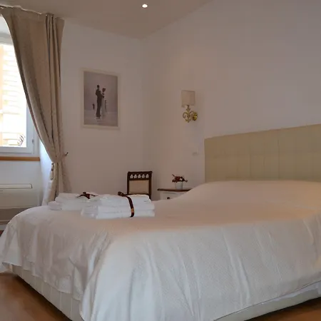 艾普拉蒂罗马套房住宿加早餐旅馆 4* 罗马